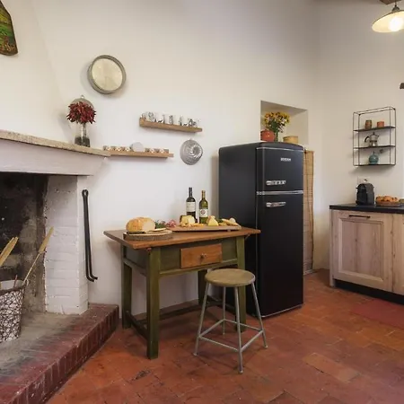 Casale Tavernelle 6, Emma Villa *